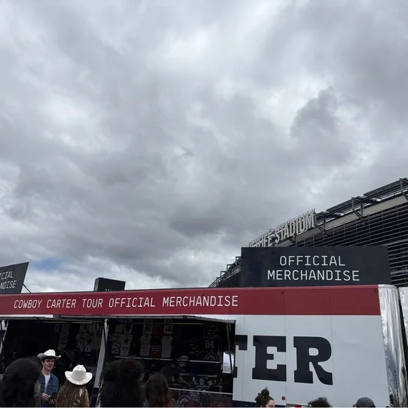 Official Beyoncé Cowboy Carter Merch Size L Black Jersey NWOT beyonce - Picture 10 of 10